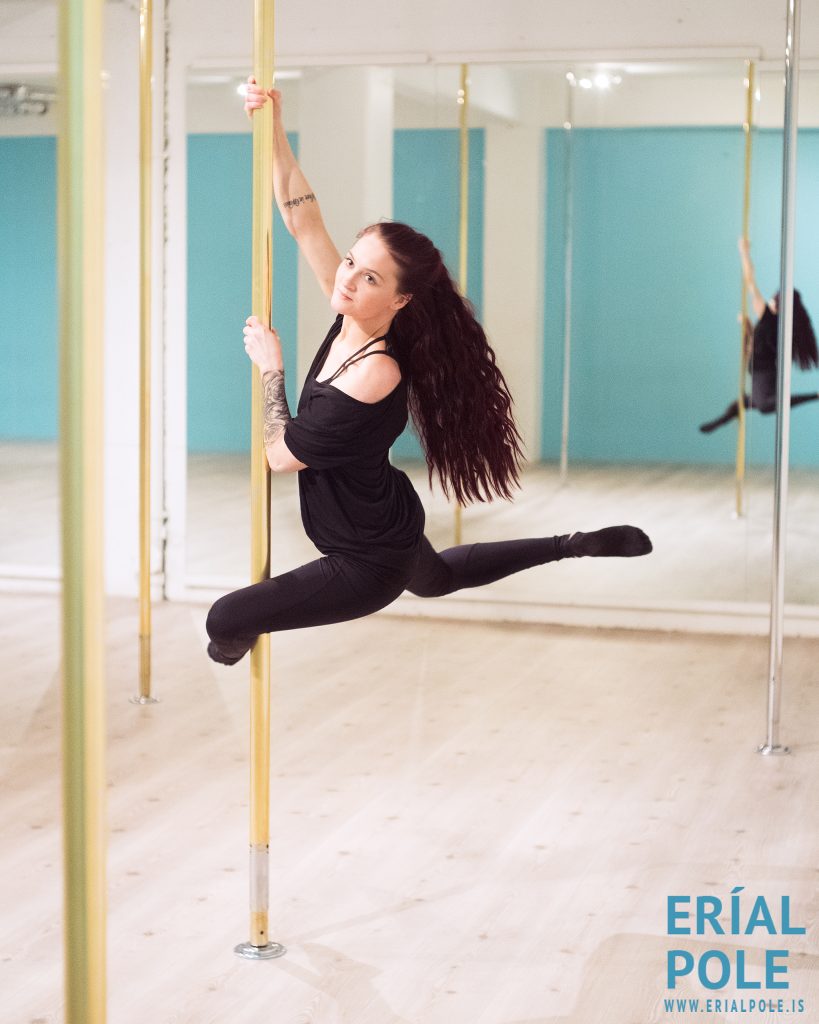 tinna-attitude-2048 súlubyrjendur intro to pole